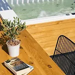Apartmán Jaccuzzi Romantic In Firostefani,sea View! Fira (Santorini)