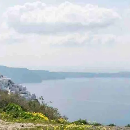 Jaccuzzi Romantic In Firostefani,sea View!