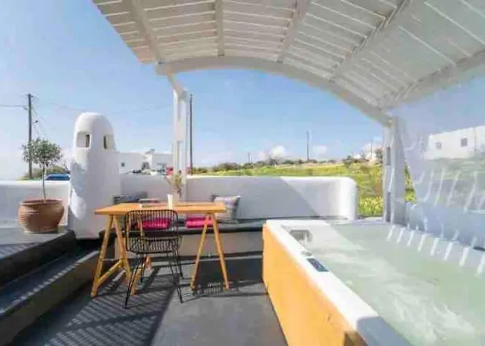 Jaccuzzi Romantic In Firostefani,sea View! شقة *