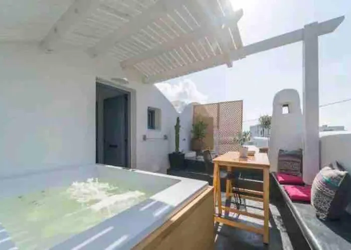 Jaccuzzi Romantic In Firostefani,sea View! شقة ثيرا