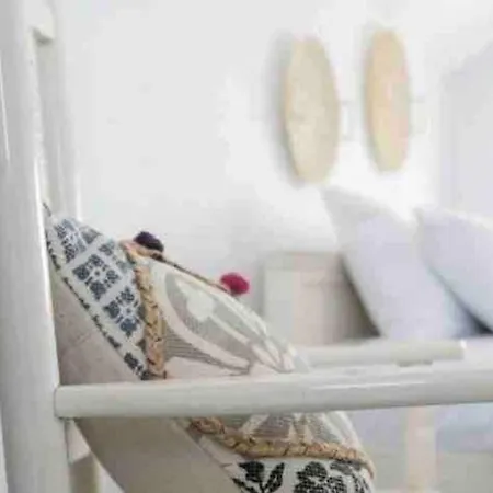 Jaccuzzi Romantic In Firostefani,sea View! Apartment