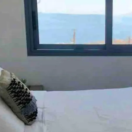 Jaccuzzi Romantic In Firostefani,sea View! * Φηρά
