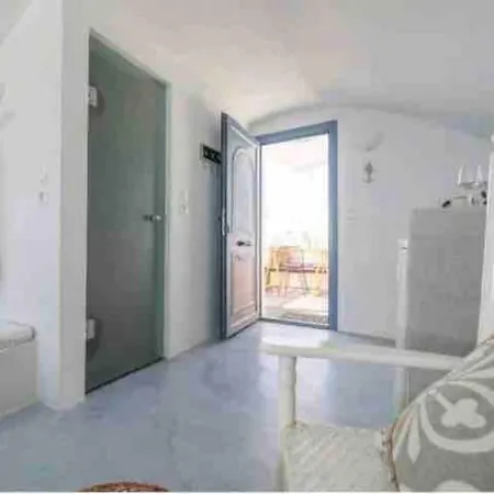 Jaccuzzi Romantic In Firostefani,sea View! شقة *